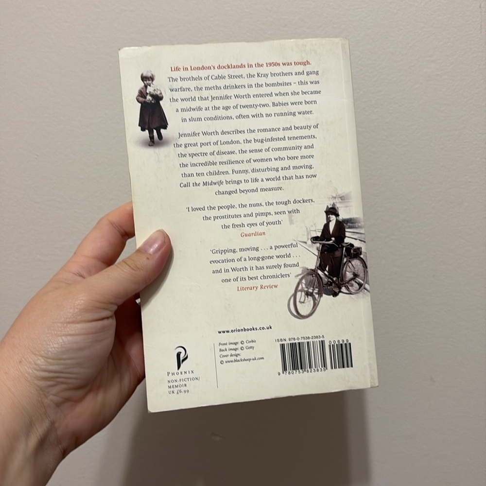 5 for $20 Call the Midwife Book - Picture 2 of 2